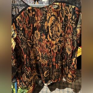 Sunny Leigh Beautiful Black Floral Pleated Blouse Mustard, Rust & Lace EUC